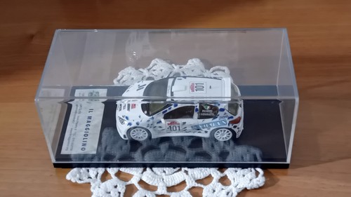 Modellino scala peugeot - 1:43,,