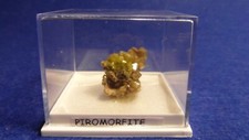 MINERALE "PIROFORMITE  xx "  - FOSFATI -  MINIERA RESUPERFEROLITICA - CORDOBA -