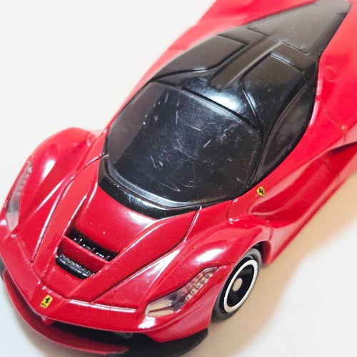 Tomica ferrari laferrari - tomica,