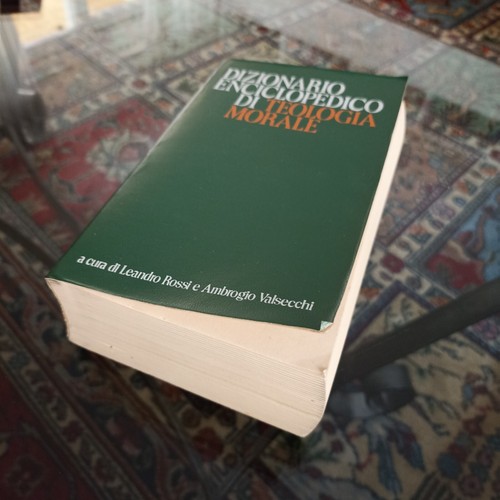 Dizionario enciclopedico - , di