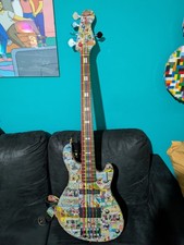 Basso elettrico 5 corde