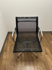 Vitra sedia Eames Aluminium EA