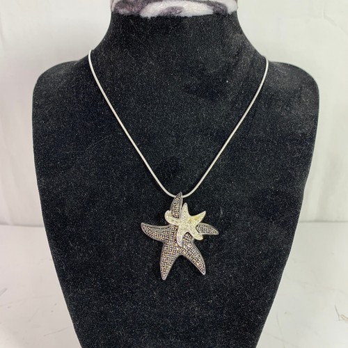 Collana con ciondolo - 18",