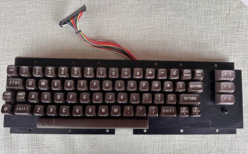 Commodore - , 64