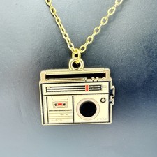 COLLANA DORATA CON CIONDOLO