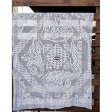 TOVAGLIA / COPRITAVOLO REALIZZATO MANO AD UNCINETTO 140x120 cm