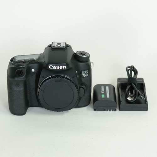 Canon eos 70d attacco - canon,
