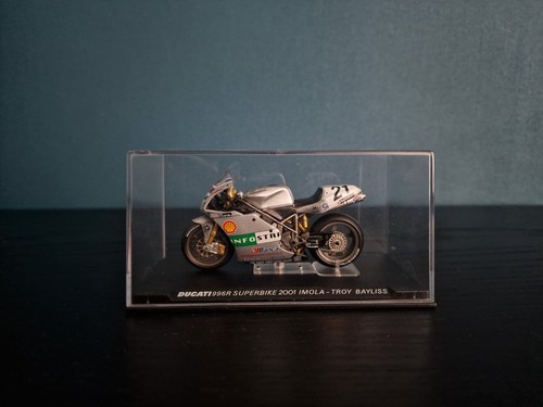 Vetrina onyx ducati 996r - vetrina,