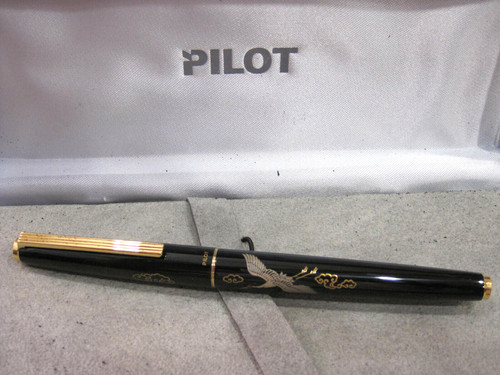 Pilot hiramaki e tsuru - *pilot,