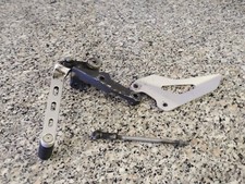 PEDANA ANTERIORE SINISTRA TRIUMPH SPEED TRIPLE 1050 R ANNI 2012 2013 2014 2015