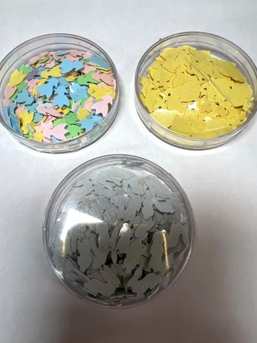 Table scatter yellow - table,
