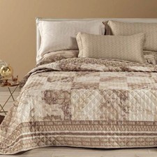 Copriletto trapuntato