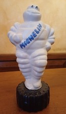 Omino MICHELIN Bibendum con