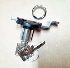 Meroni,serratura per mobili,art. 2130 P9,con catenaccio piegato