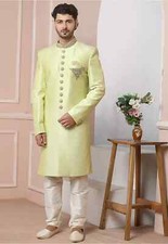 Sherwani in seta artistica