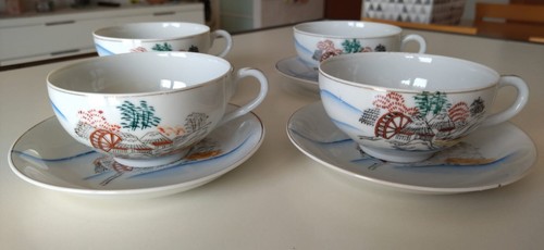 Set tazze con - 4,