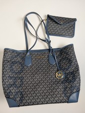 Borsa Michael Kors Jet Set Tote Bag in tela con logo blu con marsupio abbinato