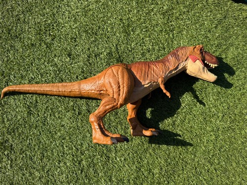 Jurassic world super - world, colossal