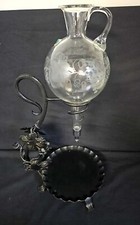 Dispenser decanter vino vintage da appendere Vitra Ges Gesch supporto ferro battuto Italia