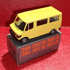 FOURGON MERCEDES 210 310 D 207