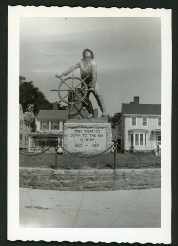 Foto statua commemorativa