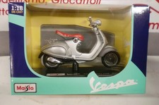 MAISTO 1/18 - VESPA 946