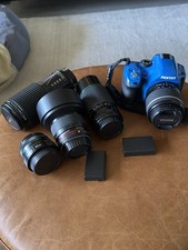 Kit fotocamera reflex digitale