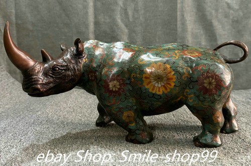 Statua animale rinoceronte