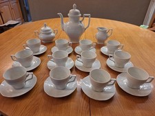 Set completo di 12 tazzine da caffè, teiera, zuccheriera e porta latte