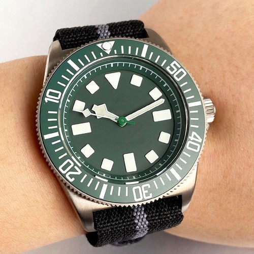 200m diver 42mm titanio miyota - 42mm,