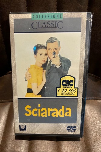 Sciarada vhs universal - sciarada,