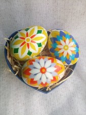 Uova di Pasqua dipinte a mano