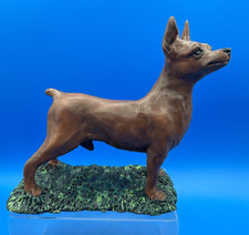 FIGURINA VINTAGE FIRMATA DALL'ARTISTA DI UN CANE PINSCHER IN MINIATURA