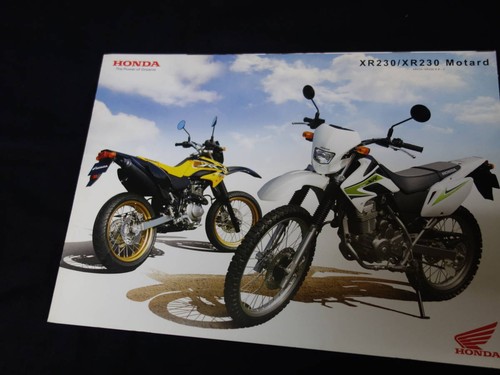 Catalogo dedicato modello - , 600