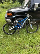 Mountain bike - mountain,