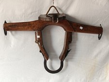ANTICO GIOGO IN LEGNO FATTO A