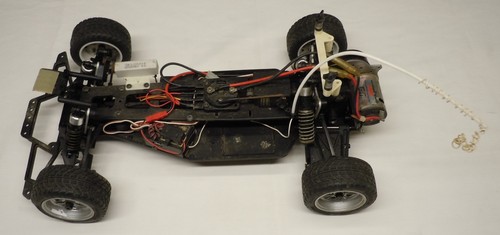 Auto radiocomandata elettrica