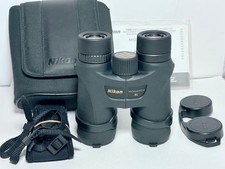Nikon MONARCH 7 10x42 binocolo