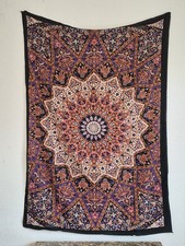 Arazzo Star Multi Red Mandala