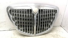 Lancia Thesis 2.4JTD 10V 110kW 2003 Ant. Paraurti Superiore Radiatore Griglia