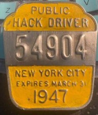 DISTINTIVO VINTAGE, 1947 HACK PUBBLICO PATENTE DI GUIDA DISTINTIVO NYC TAXI CAB-CHAUFFER 1947