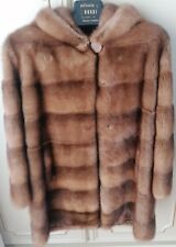 Cappotto corto con cappuccio di VERO VISONE in perfette condizioni 