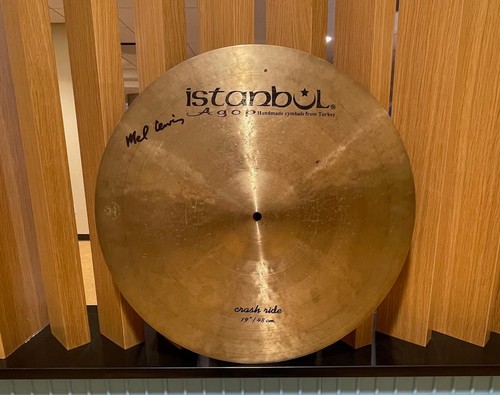 Istanbul agop mel lewis - 19",
