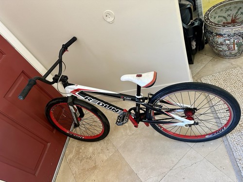 Redline flight in bmx - redline, r6