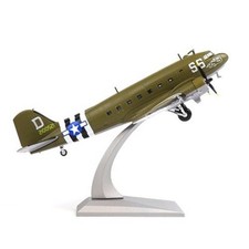 Douglas C-47 Skytrain 1/100