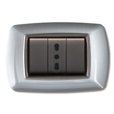 Placca 3 Posti Elettrocanali PVC Compatibile Bticino Serie Living Diversi Colori