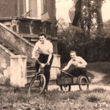 Foto epoca due giovani - foto,