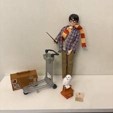 Official Harry Potter Mattel Harry Platform 9¾ Collectable Doll Set 12" Hedwig