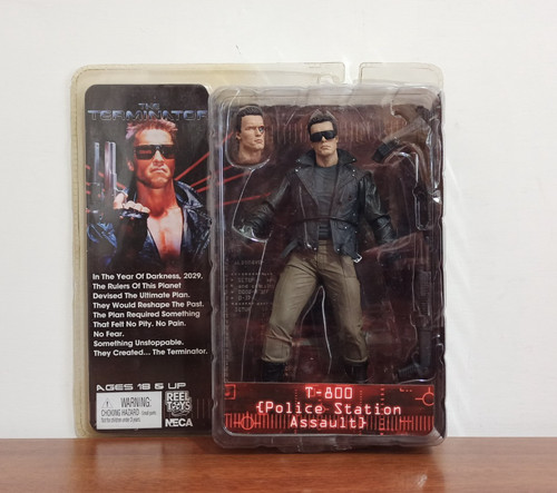 Neca the terminator 800 - the,