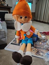 Bambola in feltro Pinocchio/Elfo 18" firmata a mano Lenci Torino Made in Italy etichette attaccate
